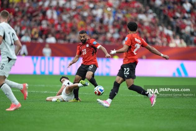 Salah inspires Egypt to crucial World Cup victory over New Zealand VANCOUVER, CANADA JUNE 21: Egypt captain Mohamed Salah ( 10) breaks through New Zealand defense during the FIFA World Cup, WM, Weltmeisterschaft, Fussball 2026 Group G match between Egypt and New Zealand at BC Place Stadium in Vancouver, Canada, on June 21, 2026. Egypt secured a vital victory to boost their hopes of reaching the knockout stage of the tournament. Vancuver CA Copyright: x xMohamedxGamalxTageldinx xJNAxPressx