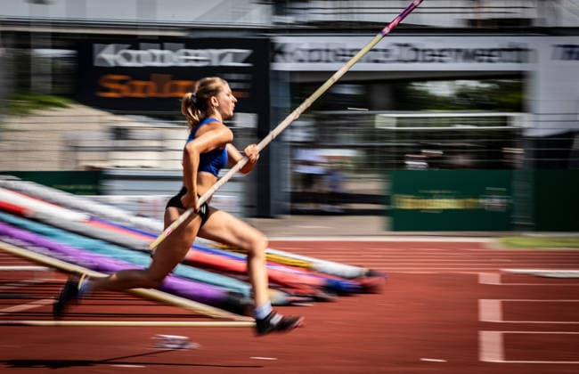 Süddeutsche Meisterschaften 2026 Aktive und Jugend U18; Koblenz, 21.06.2026 Julia Schinke (TuS 1908 Sohren) im Stabhochsprung der Frauen; Süddeutsche Meisterschaften Aktive und Jugend U18 am 21.06.2026 im Stadion Oberwerth in Koblenz (Rheinland-Pfalz). *** 2026 South German Championships (Adult and U18 Youth) in Koblenz, June 21, 2026 Julia Schinke, TuS 1908 Sohren, in the women’s pole vault at the 2026 Southern German Championships for Seniors and U18 Youth on June 21, 2026, at Oberwerth Stadium in Koblenz, Rhineland-Palatinate,detected_source_language Copyright: xBEAUTIFULxSPORTS R.xSchmittx