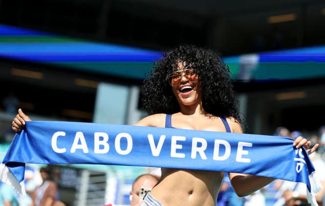 (260622) -- MIAMI, June 22, 2026 -- A fan of Cape Verde reacts before the group H match between Uruguay and Cape Verde at the 2026 FIFA World Cup, WM, Weltmeisterschaft, Fussball at Miami Stadium, Miami, the United States, June 21, 2026. ) (SP)U.S.-MIAMI-FOOTBALL-FIFA WORLD CUP-GROUP H-URU VS CPV ZhangxChen 