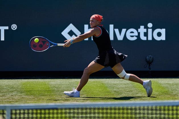 June 22, 2026, Bad Homburg, Hessen, Germany: Diana Shnaider returns with backhand to Clara Tauson of Denmark during the BAD HOMBURG OPEN powered by SOLARWATTT- WTA500 - Womens Tennis, 22.6.2026 in Bad Homburg (Tennis-Club Bad Homburg), Germany - Photo: Tennis 2026: Bad Hombug Open - WTA500: TAUSON 6:4 6:4 SHNAIDER  - ZUMAs343 20260622_zsp_s343_025 Copyright: xMathiasxSchulzx