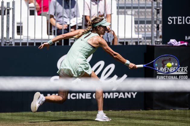 BAD HOMBURG, GERMANY - JUNE 22: Anna Kalinskaya during the Bad Homburg Open powered by Solarwatt Singles match between Sinja Kraus (AUT) vs Anna Kalinskaya at Kurpark Bad Homburg on June 22, 2026 in Bad Homburg, Germany. Hessen Germany Copyright: xSteffiexWunderlx