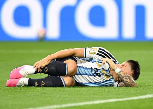 (260623) -- DALLAS, June 23, 2026 -- Lautaro Martinez of Argentina falls down during the group J match between Argentina and Austria at the 2026 FIFA World Cup, WM, Weltmeisterschaft, Fussball at Dallas Stadium in Dallas, the United States, June 22, 2026. ) (SP)U.S.-DALLAS-FOOTBALL-FIFA WORLD CUP-GROUP J-ARG VS AUT ChengxMin 