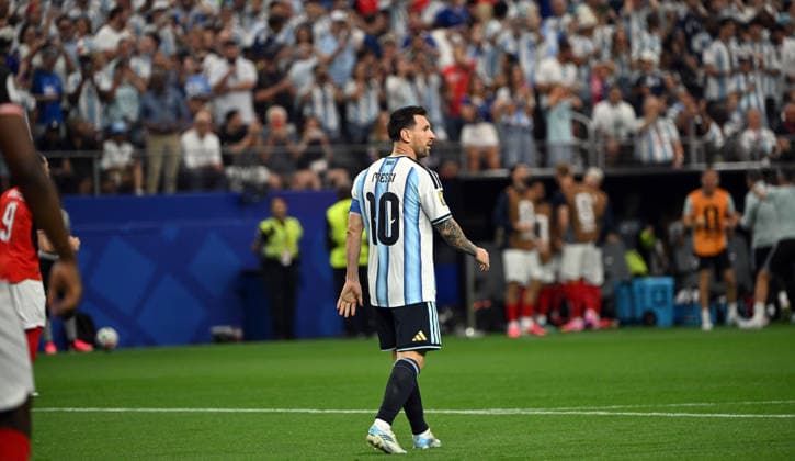 Fußball, Herren, FIFA World Cup, WM, Weltmeisterschaft, Fussball 2026, Spiel in Dallas (Gruppe J, 2. Spieltag), Argentinien - Österreich, Lionel Messi (Argentinien) Enttäuschung nach verschossenem Elfmeter, 22.06. 2026, *** Soccer, Mens, 2026 FIFA World Cup, Match in Dallas, Group J, Matchday 2, Argentina vs. Austria, Lionel Messi Copyright: xMatthiasxKochx