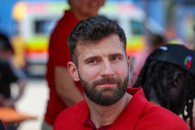 Leon Kratzer (FC Bayern Basketball, 08), GER, FC Bayern Basketball, Saisonabschluss Fan-Fest, Saison 2025 2026, 22.06.2026, GER, FC Bayern Basketball, Saisonabschluss Fan-Fest, Saison 2025 2026, 22.06.2026 Muenchen *** Leon Kratzer, FC Bayern Basketball, 08, GER, FC Bayern Basketball, End-of-Season Fan Fest, 2025–2026 Season, June 22, 2026, GER, FC Bayern Basketball, End-of-Season Fan Fest, 2025–2026 Season, June 22, 2026, Munich,detected_source_language Copyright: xEibner-Pressefoto JennixMaulx EP_JML