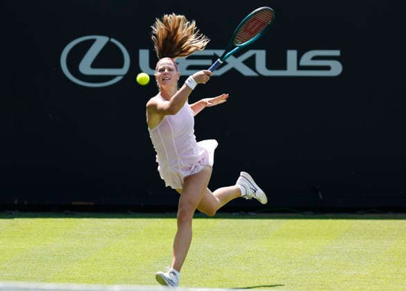 RECORD DATE NOT STATED 22nd June 2026; Devonshire Park Lawn Tennis Club, Eastbourne, East Sussex, England; Lexus Eastbourne Open Tennis, Day Three; Hannah Klugman (GBR) plays a forehand shot against Tereza Valentova (CZE) HongboxChen