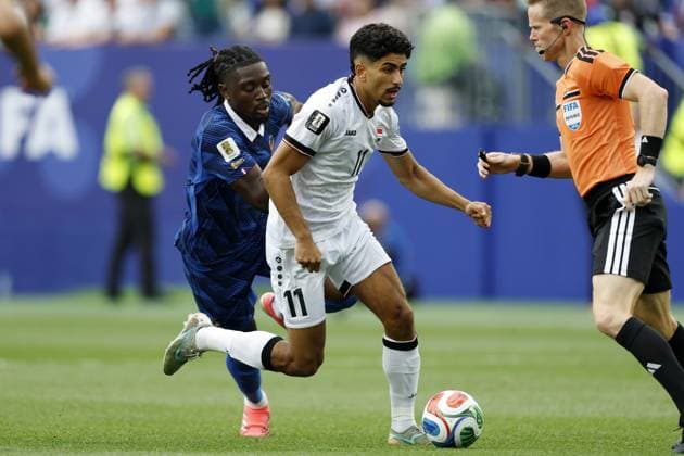 PHILADELPHIA - (LR) Manu Kone of France, Ahmed Qasim of Iraq during the FIFA 2026 World Cup Group 1 match between France and Iraq at the Philadelphia Stadium on June 22, 2026, in Philadelphia, United States. MAURICE VAN STEEN ANP FIFA World Cup, WM, Weltmeisterschaft, Fussball 2026 2026 xVIxANPxSportx xMauricexvanxSteenxIVx 561691420 originalFilename: 561691420.jpg