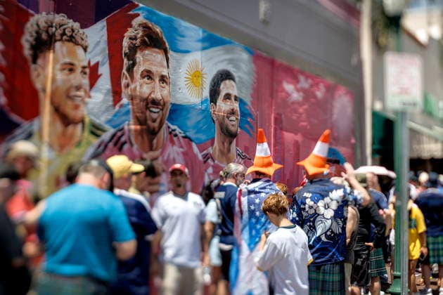 Tartan Army Scottish soccer fans will gather in Miami s Little Havana Scottish soccer fans led by the Tartan Army gather in Little Havana, Miami, Florida, USA, 22 June 2026. Scottish soccer fans are visiting Miami s Calle Ocho with kilts, bagpipes, and chants ahead of their World Cup match against Brazil. MIAMI FLORIDA United States  Copyright: xCRISTOBALxHERRERA-ULASHKEVICHx
