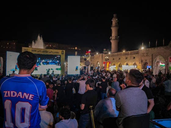 June 22, 2026, Erbil, Kurdistan Region, Iraq: ERBIL IRAQ JUNE 2026 Iraqi football fans gather in the city of Erbil to watch the 2026 FIFA World Cup, WM, Weltmeisterschaft, Fussball matches. Fans are seen showing their support for their favorite teams including the Iraqi and French national teams in the area near the historic Erbil Citadel and the popular Iskan district Erbil Iraq - ZUMAr205 20260622_zip_r205_007 Copyright: xSaburxRashidx