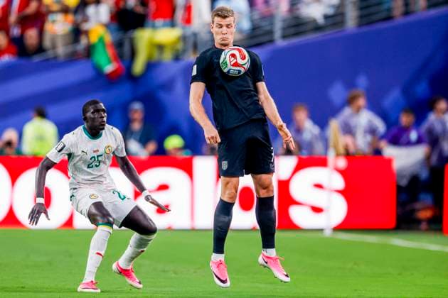 Alexander Sorloth of Norway controls the ball Norway v Senegal, Group I - FIFA World Cup, WM, Weltmeisterschaft, Fussball 2026, Norway v Senegal, New York New Jersey Stadium, June 22, 2026, East Rutherford, United States.