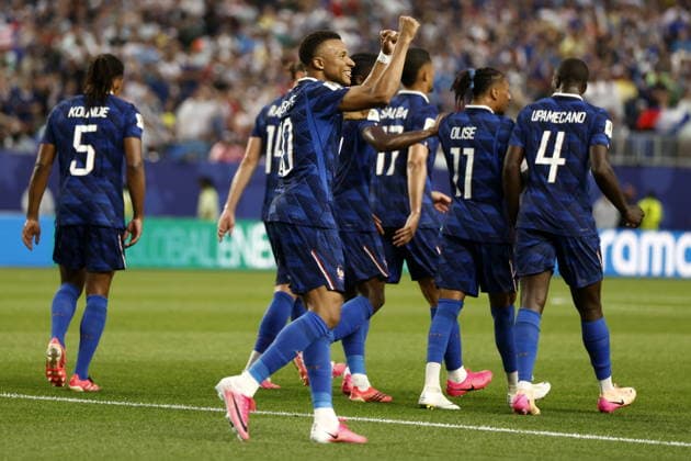 FIFA World Cup, WM, Weltmeisterschaft, Fussball 2026 - Group I - France vs Iraq Kylian Mbappe of France celebrates with his teammates after scoring the 2-0 goal during the FIFA World Cup 2026 group stage match France against Iraq, in Philadelphia, Pennsylvania, USA, 22 June 2026. PHILADELPHIA United States  Copyright: xWILLxOLIVERx
