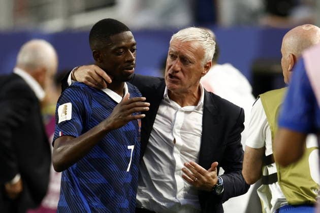 FIFA World Cup, WM, Weltmeisterschaft, Fussball 2026 - Group I - France vs Iraq Ousmane Dembele of France (L) talks with his head coach Didier Deschamps as he leaves the pitch during the FIFA World Cup 2026 group stage match France against Iraq, in Philadelphia, Pennsylvania, USA, 22 June 2026. PHILADELPHIA United States  Copyright: xWILLxOLIVERx
