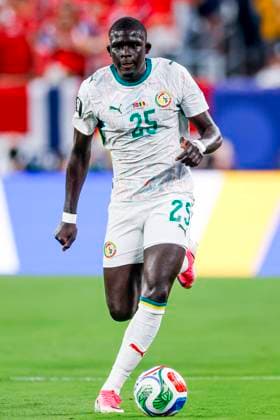 El Hadji Malick Diouf of Senegal dribbles with the ball Norway v Senegal, Group I - FIFA World Cup, WM, Weltmeisterschaft, Fussball 2026, Norway v Senegal, New York New Jersey Stadium, June 22, 2026, East Rutherford, United States.