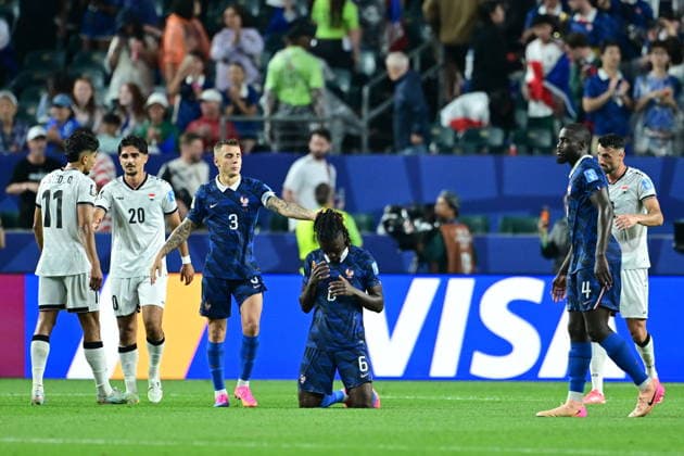 France v Iraq - FIFA World Cup, WM, Weltmeisterschaft, Fussball 2026 - Group I PHILADELPHIA, UNITED STATES - JUNE 22: Manu Kone (6), Lucas Digne (3) and Dayot Upamecano of France celebrate after the second half following a weather delay during the 2026 FIFA World Cup First Stage Group I match between France and Iraq at Lincoln Financial Field (Philadelphia Stadium) in Philadelphia, Pennsylvania, United States on June 22, 2026. Abdulhamid Hosbas Anadolu Pennsylvania United States. Editorial use only. Please get in touch for any other usage.  Copyright: x2026xAnadoluxAbdulhamidxHosbasx