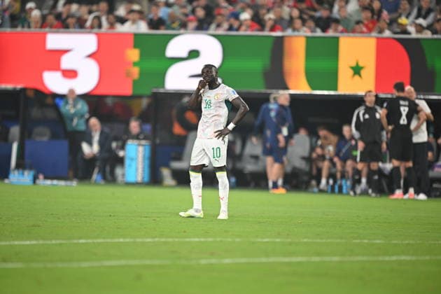 Sadio Mane (Senegal) gestures looks dejected during the FIFA World Cup, WM, Weltmeisterschaft, Fussball 2026 Group I match between Norway and Senegal at New York New Jersey Stadium on June 22, 2026 in East Rutherford, United States. (Photo by Harry Langer DeFodi Images) - *** Sadio Mané of Senegal looks dejected during the 2026 FIFA World Cup Group I match between Norway and Senegal at New York New Jersey Stadium on June 22, 2026, in East Rutherford, United States. Photo by Harry Langer, DeFodi Images,detected_source_language
