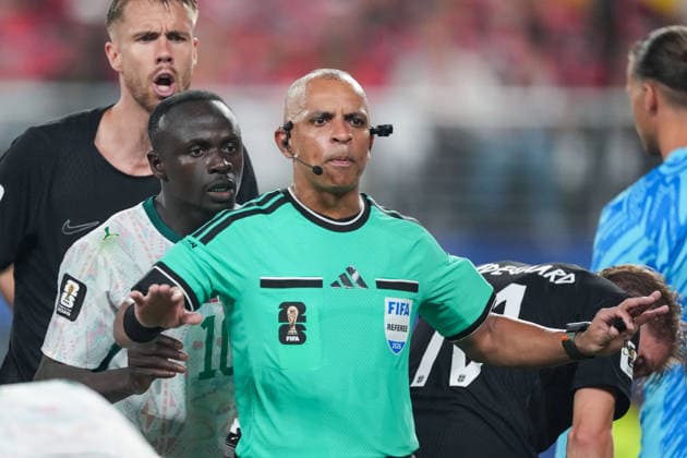 The Referee Wilton Pereira Sampaio gestures during a FIFA Men’s World Cup 2026 Group Stage football match between Norway and Senegal at New York New Jersey Stadium, in East Rutherford on June 22th 2026 (Photo by Alexandra Fechete SPP)  Copyright: xAlexandraxFechete SPPx Sportspressphoto_SPR173916