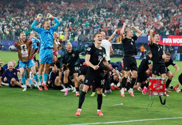 Norway v Senegal: Group I - FIFA World Cup, WM, Weltmeisterschaft, Fussball 2026 Orjan Nyland, Julian Ryerson, Martin Odegaard, Erling Haaland and Alexander Sorloth of Norway celebrate after winning the FIFA World Cup 2026 Group I match between Norway and Senegal at New York New Jersey Stadium on June 22, 2026 in East Rutherford, United States. East Rutherford New York New Jersey Stadium NJ United States Copyright: xAllstarxPicturexLibraryxLtdx