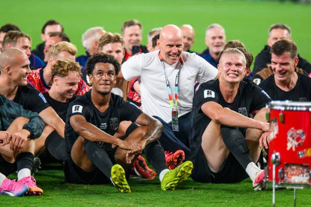 260622 Oscar Bobb, Head coach Stale Solbakken and Erling Braut Haaland of Norway celebrate after the FIFA World Cup, WM, Weltmeisterschaft, Fussball 2026 group stage football match between Norway and Senegal on June 22, 2026 in New Jersey. Photo: Jon Olav Nesvold BILDBYRAN COP 217 VG0963 bbeng fotboll football soccer fotball vm fotbolls-vm fotball-vm fotbolls-vm 2026 fifa world cup 2026 new york norge norway senegal jubel *** June 22, 2026  Copyright: JONxOLAVxNESVOLD BB260622JE080