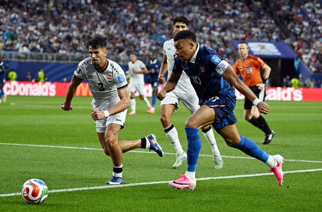 2026 World Cup - France vs Iraq in Philadelphia France forward Kylian Mbappé (10) during World Cup 2026 game France vs Iraq on June 22, 2026 in Philadelphia, Pennsylvania. Photo by Olivier Douliery ABACAPRESS.COM Philadelphia Pennsylvania United States  Copyright: xDoulieryxOlivier ABACAx