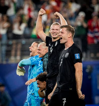 New York New Jersey, USA 22nd Jun 2026. Final jubilation: Erling Haaland (NOR) Alexander Sorloth (NOR) Norway - Senegal World Cup Norwegen - Senegal 22.06.2026 *** New York, New Jersey, USA, June 22, 2026, Final Jubilation, Erling Haaland (NOR), Alexander Sorloth (NOR), Norway, Senegal, World Cup, Norway, Senegal, June 22, 2026,detected_source_language