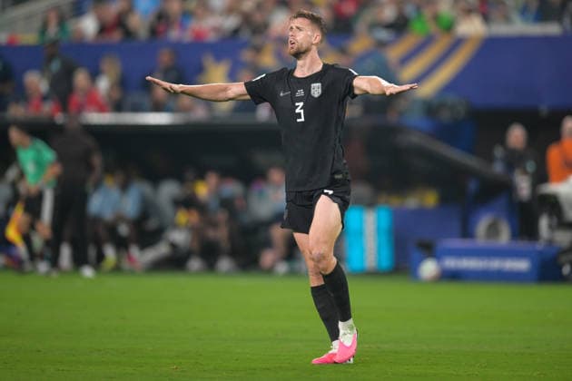 Fußball, WM 2026, 20260622, Norwegen - Senegal. Im Bild Kristoffer AJER (Norwegen, 3). East Rutherford New-York-New-Jersey-Stadion New Jersey Vereinigte Staaten von Amerika *** Soccer, 2026 World Cup, 20260622, Norway vs. Senegal. Pictured Copyright: Passion2Press MarkusxFischerx