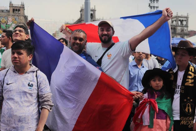 French Fans Support Their Team At FIFA World Cup, WM, Weltmeisterschaft, Fussball Fan Festival Fans of France national team, Nationalteam watching the FIFA World Cup Group J match between France and Irak on the giant screen at the FIFA World Cup Fan Fest. on June 22, 2026, in Mexico City, Mexico. (Photo by Carlos Santiago Eyepix Group) Copyright: xCarlosxsantiago xEyepixxGroupx CS_22062026_188477