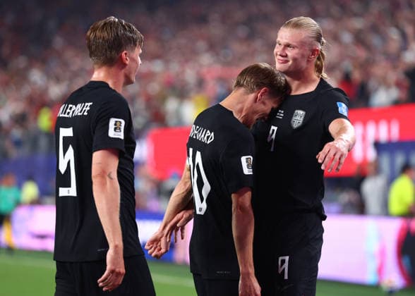 New Jersey, USA, 22nd June 2026. Erling Haaland of Norway celebrates after scoring to make it 3-1 during the Norway vs Senegal FIFA World Cup, WM, Weltmeisterschaft, Fussball match at Metlife Stadium, New Jersey. Picture credit should read: Paul Terry Sportimage EDITORIAL USE ONLY. No use with unauthorised audio, video, data, fixture lists, club league logos or live services. Online in-match use limited to 120 images, no video emulation. No use in betting, games or single club league player publications. SPI_131_PT_Norway_Senegal SPI-4838-0131