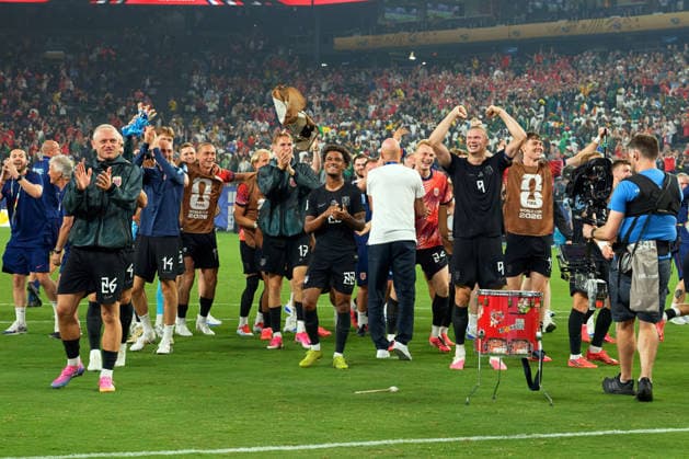 IPA85959430 - Norwegian players celebrate their victory during the Norway vs. Senegal FIFA World Cup, WM, Weltmeisterschaft, Fussball match in New York, USA, on June 22, 2026  Copyright: xEmmanuelexMastrodonato IPAxSportx xx 85959430