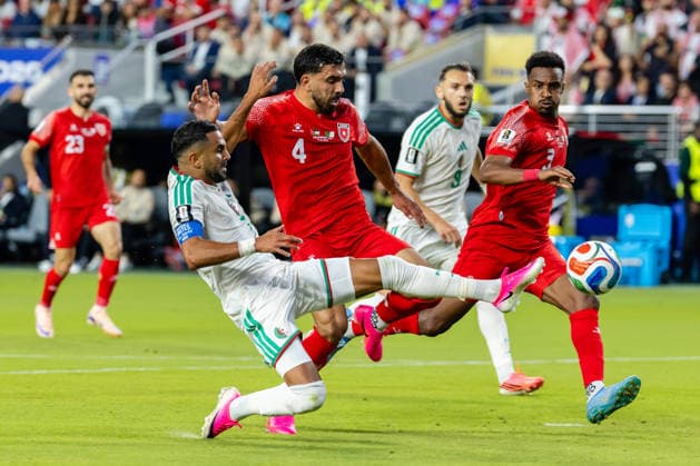SANTA CLARA, CA - JUNE 22: Riyad Mahrez 7 of Algeria takes a shot on goal during the FIFA World Cup, WM, Weltmeisterschaft, Fussball 2026 Group J match between Jordan and Algeria on June 22, 2026 at San Francisco Bay Area Stadium in Santa Clara, CA. (Photo by Matthew Huang Icon Sportswire) SOCCER: JUN 22 FIFA World Cup 26 Group J - Jordan vs Algeria EDITORIAL USE ONLY Icon260622006