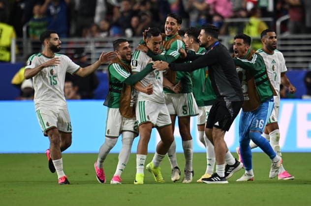 Jordan v Algeria - FIFA World Cup, WM, Weltmeisterschaft, Fussball 2026 - Group J SANTA CLARA, UNITED STATES - JUNE 22: Nadhir Benbouali (C) of Algeria celebrates after scoring a goal during the 2026 FIFA World Cup First Stage Group J match between Jordan and Algeria at Levi s Stadium (San Francisco Bay Area Stadium) in Santa Clara, California, United States on June 22, 2026. Tayfun Coskun Anadolu California United States. Editorial use only. Please get in touch for any other usage.  Copyright: x2026xAnadoluxTayfunxCoskunx