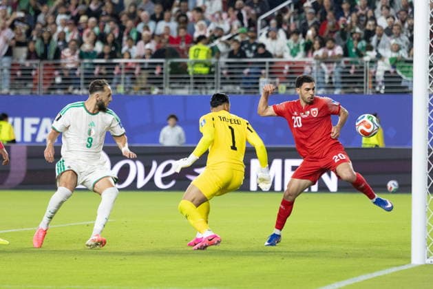 FIFA World Cup, WM, Weltmeisterschaft, Fussball 2026 - Group J - Jordan vs Algeria Algeria forward Amine Gouiri (L) scores a second-half goal during the 2026 FIFA World Cup group stage match between Jordan and Algeria at San Francisco Bay Area Stadium in Santa Clara, USA, 22 June 2026. Santa Clara United States  Copyright: xBENJAMINxFANJOYx