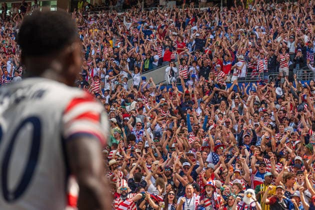 June 19, 2026, Seattle, Washington, USA: Fans cheer from the stands after United States forward FOLARIN BALOGUN (20) scores a goal during a soccer game between Australia and the United States on Friday, June 19, 2026, at Seattle Stadium in Seattle. Seattle USA - ZUMAm269 20260619_zsp_m269_074 Copyright: xRezaxL.xMalayerix