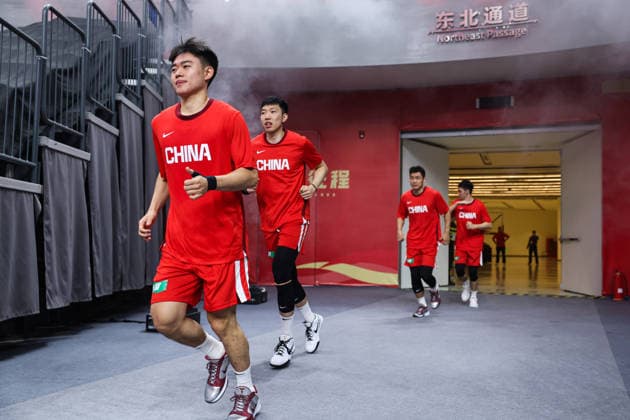 HANGZHOU, CHINA - JUNE 23: Zhao Weilun 31 of Team China warms up during the 2026 men s basketball warm-up match between China and Netherlands on June 23, 2026 in Hangzhou, Zhejiang Province of China. The game is part of a series of warm-up matches held in preparation for upcoming international competitions.  Copyright: xVCGx 111649957530