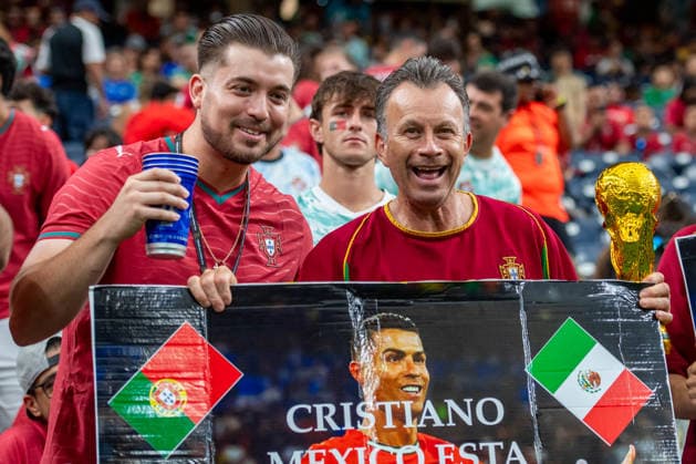 June 23, 2026: Portugal fans prior to a FIFA World Cup, WM, Weltmeisterschaft, Fussball Group K match between Portugal and Uzbekistan in Houston, TX. .. CSM FIFA World Cup 2026: Portugal Vs Uzbekistan JUN 23  - ZUMAc04_ 20260623_faf_c04_001 Copyright: xTraskxSmithx