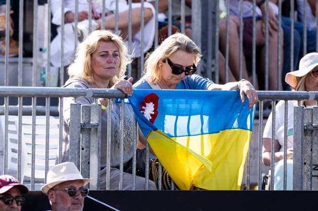 BAD HOMBURG, GERMANY - JUNE 23: Fans showing Ukrainian flags to support Elina Svitolina (UKR) during the Bad Homburg Open powered by Solarwatt Singles match between Liudmila Samsonova vs Elina Svitolina (UKR) at Kurpark Bad Homburg on June 23, 2026 in Bad Homburg, Germany. Hessen Germany Copyright: xSteffiexWunderlx