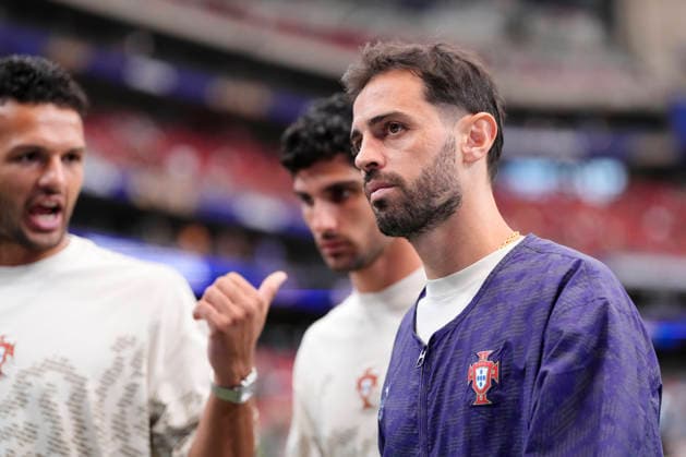 June 23, 2026, Houston, Texas, United States: Bernardo Silva of Portugal looks on during the FIFA World Cup, WM, Weltmeisterschaft, Fussball 2026 Group K match between Portugal and Uzbekistan at Houston Stadium on June 23, 2026 in Houston, Texas. Houston United States - ZUMAa181 20260623_zaa_a181_037 Copyright: xJosexBretonx