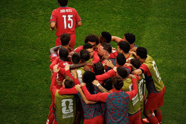 Cristiano Ronaldo and players of Portugal seen celebrating after scoring goal during FIFA World Cup, WM, Weltmeisterschaft, Fussball 2026 game between national teams of Portugal and Uzbekistan (Grzegorz Wajda Ball Raw Images) Houston Houston Stadium USA Copyright: xGrzegorzxWajdax grzegorzwajda_portugal_uzbekistan_2526_2-30