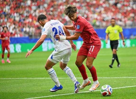 FIFA World Cup, WM, Weltmeisterschaft, Fussball 2026 - Group K - Portugal vs Uzbekistan Joao Felix of Portugal (R) and Bekhruz Karimov of Uzbekistan in action during the FIFA World Cup 2026 group stage match Portugal against Uzbekistan, in Houston, USA, 23 June 2026. HOUSTON United States  Copyright: xSAMxWASSONx