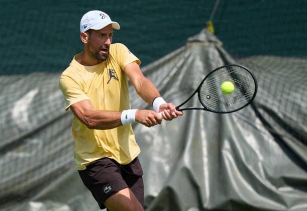 2026 Wimbledon, June 23, Practice LONDON, - JUNE 23: Novak Djokovic of Serbia plays a backhand during the 2026 Wimbledon, June 23, Practice at The all England club, Wimbledon on June 23, 2026 in London, GBR. London The all England club, Wimbledon GBR Copyright: xPeterxvanxdenxBerg ISIxPhotosx 9411