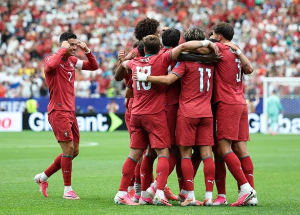 (260624) -- HOUSTON, June 24, 2026 -- Cristiano Ronaldo (1st L) of Portugal celebrates with teammates during the group K match between Portugal and Uzbekistan at the 2026 FIFA World Cup, WM, Weltmeisterschaft, Fussball at Houston Stadium in Houston, the United States, June 23, 2026. ) (SP)U.S.-HOUSTON-FOOTBALL-FIFA WORLD CUP-GROUP K-POR VS UZB LixMing 