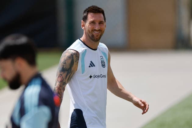 Argentina s Lionel Messi reacts during a training session at the Sporting KC Training Center in Kansas, United Startes, 23 June 2026. Argentina national team, Nationalteam training session !ACHTUNG: NUR REDAKTIONELLE NUTZUNG!  Copyright: xJuanxIgnacioxRoncoronix GRAF4328 20260623-55020685848_1