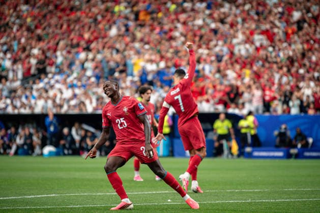June 23, 2026: Portugal defender NUNO MENDES (25) scores during the FIFA World Cup, WM, Weltmeisterschaft, Fussball 2026 Group K soccer game between Portugal and Uzbekistan at the Houston Stadium in Houston, TX, Tuesday, June 23, 2026. - ZUMAp213 20260623_znp_p213_002 Copyright: xLynnxPenningtonx