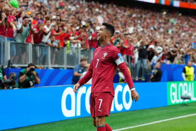 Portugal v Uzbekistan - FIFA World Cup, WM, Weltmeisterschaft, Fussball 2026 - Group K HOUSTON, USA - JUNE 23: Cristiano Ronaldo (7) of Portugal celebrates after scoring a goal during the 2026 FIFA World Cup First Stage Group K match between Portugal and Uzbekistan at NRG Stadium (Houston Stadium) in Houston, Texas, United States on June 23, 2026. Hakan Akgun Anadolu Texas United States. Editorial use only. Please get in touch for any other usage.  Copyright: x2026xAnadoluxHakanxAkgunx