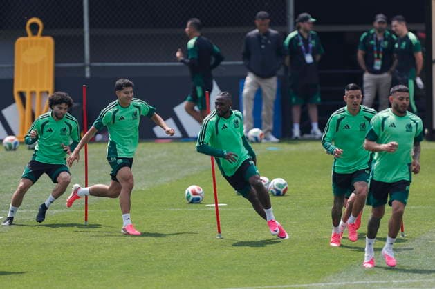 2026 FIFA World Cup, WM, Weltmeisterschaft, Fussball - Group A - Mexico s training session Mexico s players takes part in a training session in Mexico City, Mexico, 23 June 2026. Mexico will face Czech Republic in their 2026 FIFA World Cup Group A soccer match on 25 June. Mexico City Mexico  Copyright: xISAACxESQUIVELx