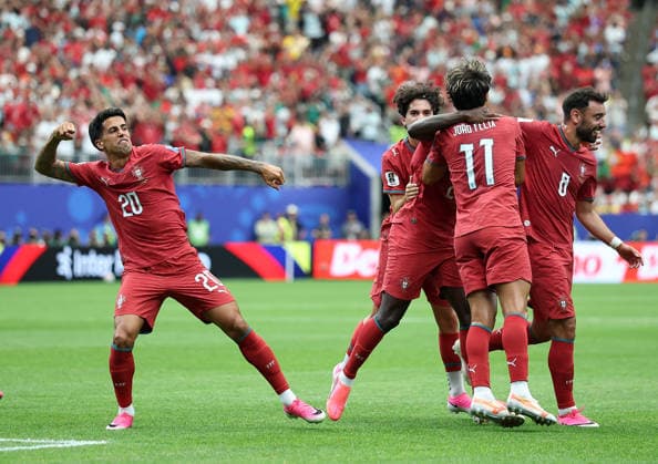 (260624) -- HOUSTON, June 24, 2026 -- Players of Portugal celebrate scoring during the group K match between Portugal and Uzbekistan at the 2026 FIFA World Cup, WM, Weltmeisterschaft, Fussball at Houston Stadium in Houston, the United States, June 23, 2026. ) (SP)U.S.-HOUSTON-FOOTBALL-FIFA WORLD CUP-GROUP K-POR VS UZB LixMing 