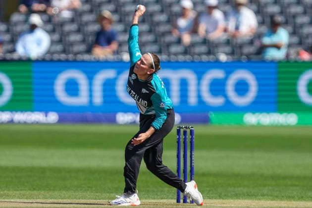 New Zealand v Scotland - ICC Women s T20 World Cup England & Wales 2026 Lea Tahuhu of New Zealand bowls during the ICC Women s T20 World Cup Group 2 match between New Zealand and Scotland at Seat Unique Stadium in Bristol, United Kingdom, on June 23, 2026. Bristol Gloucestershire United Kingdom  Copyright: xMIxNewsx originalFilename:fletcher-newzeala260623_npx3c.jpg