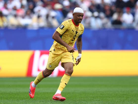Foxborough, USA, 23rd June 2026. Jordan Ayew of Ghana sports a bandage following a head clash with Reece James of England uring the England vs Ghana FIFA World Cup, WM, Weltmeisterschaft, Fussball match at Gillette Stadium, Foxborough. Picture credit should read: Paul Terry Sportimage EDITORIAL USE ONLY. No use with unauthorised audio, video, data, fixture lists, club league logos or live services. Online in-match use limited to 120 images, no video emulation. No use in betting, games or single club league player publications. SPI_059_PT_Eng_Ghana SPI-4840-0061