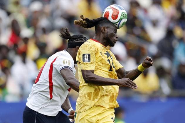 FOXBOROUGH - (LR) Jude Bellingham of England, Gideon Mensah of Ghana during the FIFA 2026 World Cup Group L match between England and Ghana at Boston Stadium on June 23, 2026 in Foxborough, United States. MAURICE VAN STEEN ANP FIFA World Cup, WM, Weltmeisterschaft, Fussball 2026 2026 xVIxANPxSportx xMauricexvanxSteenxIVx 561776012 originalFilename: 561776012.jpg