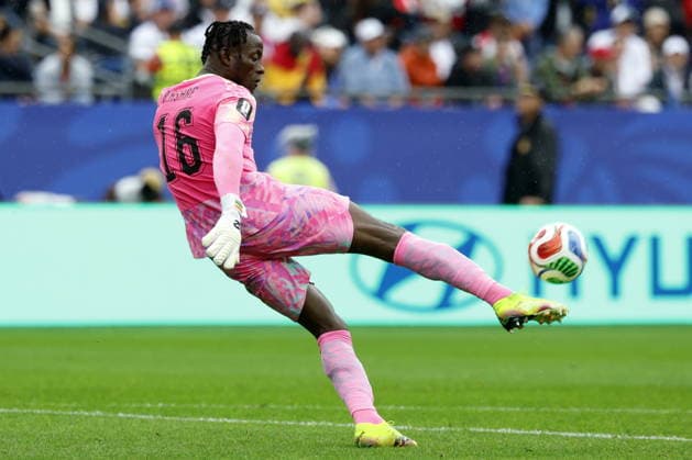 FIFA World Cup, WM, Weltmeisterschaft, Fussball 2026 - Group L - England vs Ghana Goalkeeper Benjamin Asare of Ghana in action during the FIFA World Cup 2026 group stage match England against Ghana, in Boston, Massachusetts, USA, 23 June 2026. Foxborough United States  Copyright: xGREGxM.xCOOPERx