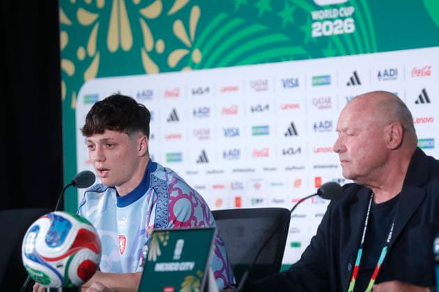 Czech Republic press conference, PK, Pressekonferenz during the 2026 FIFA World Cup, WM, Weltmeisterschaft, Fussball in Mexico City Ladislav Krejci (L) of the Czech Republic speaks alongside head coach Miroslav Koubek (R) at a press conference ahead of the match against Mexico at the 2026 FIFA World Cup in Mexico City, Mexico, 23 June 2026. MEXICO CITY Mexico  Copyright: xISAACxESQUIVELx