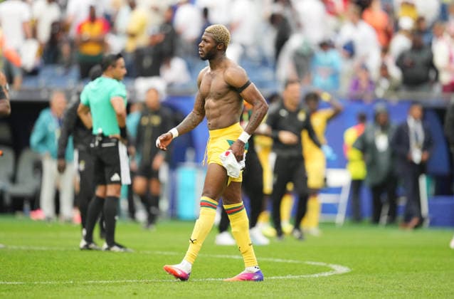 Kwasi Sibo (Ghana) looks on during England and Ghana, Group L FIFA World Cup, WM, Weltmeisterschaft, Fussball 2026, Boston Stadium, Boston, USA on June 23, 2026. Thor Wegner DeFodi Images. (Photo by DeFodi Images) - *** Kwasi Sibo of Ghana looks on during the match between England and Ghana in Group L of the 2026 FIFA World Cup at Boston Stadium in Boston, USA, on June 23, 2026. Photo by DeFodi Images (Thor Wegner),detected_source_language